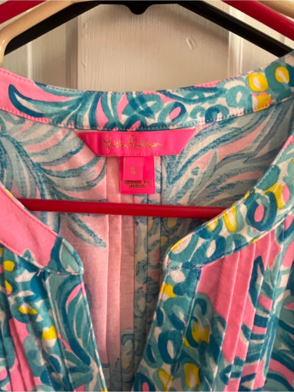 Lilly Pulitzer Pink Pineapple-Print Flutter Sleeve Top - Picture 2 of 3